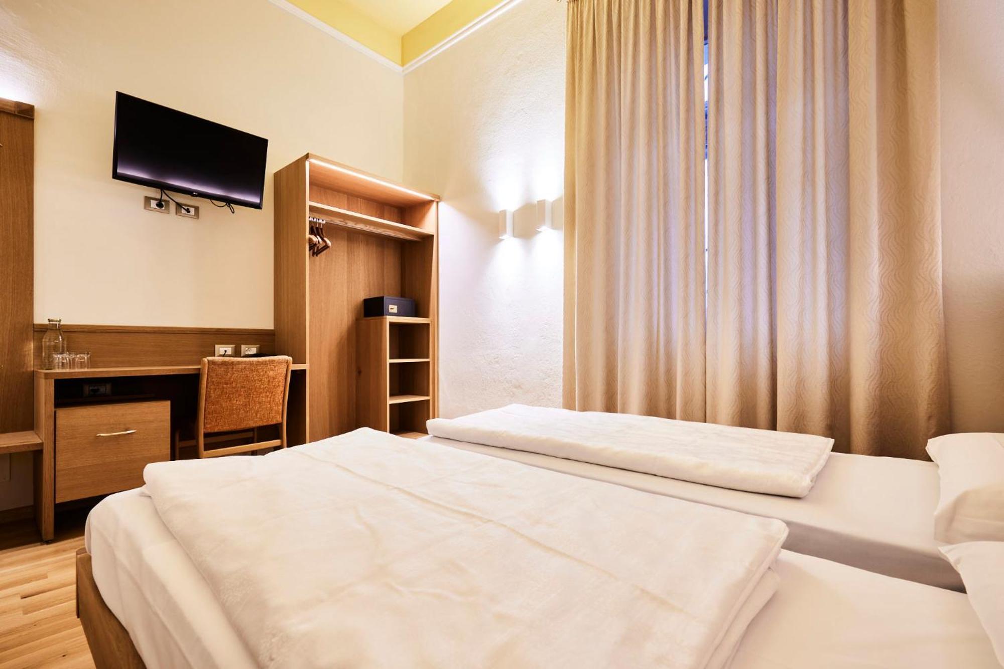 Hotel Jarolim Bressanone Bagian luar foto